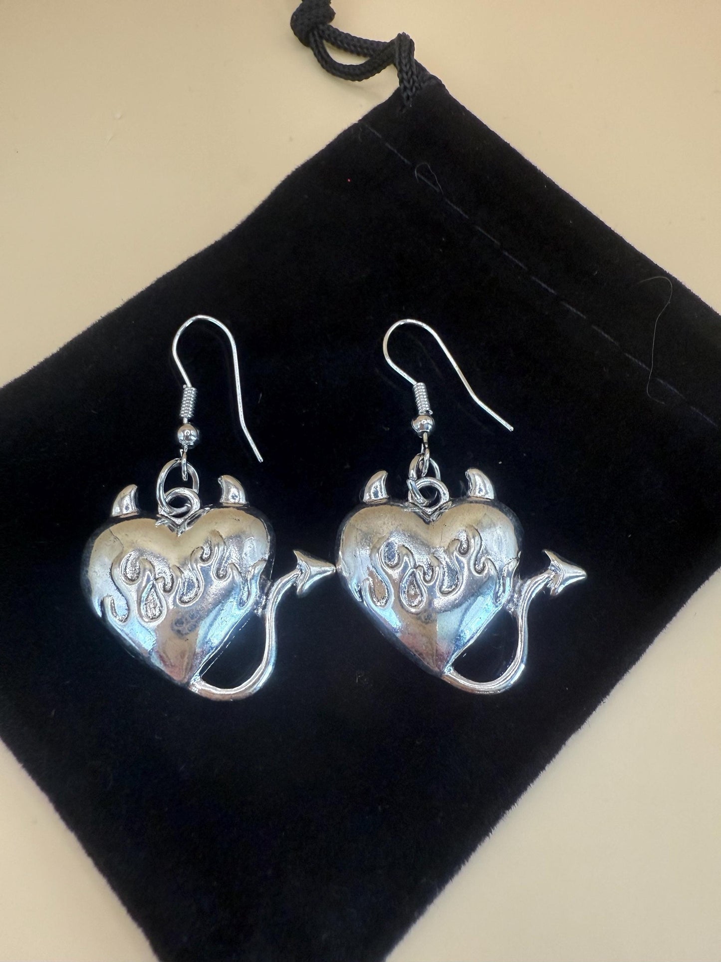 Silver heart & devil tail alloy earrings